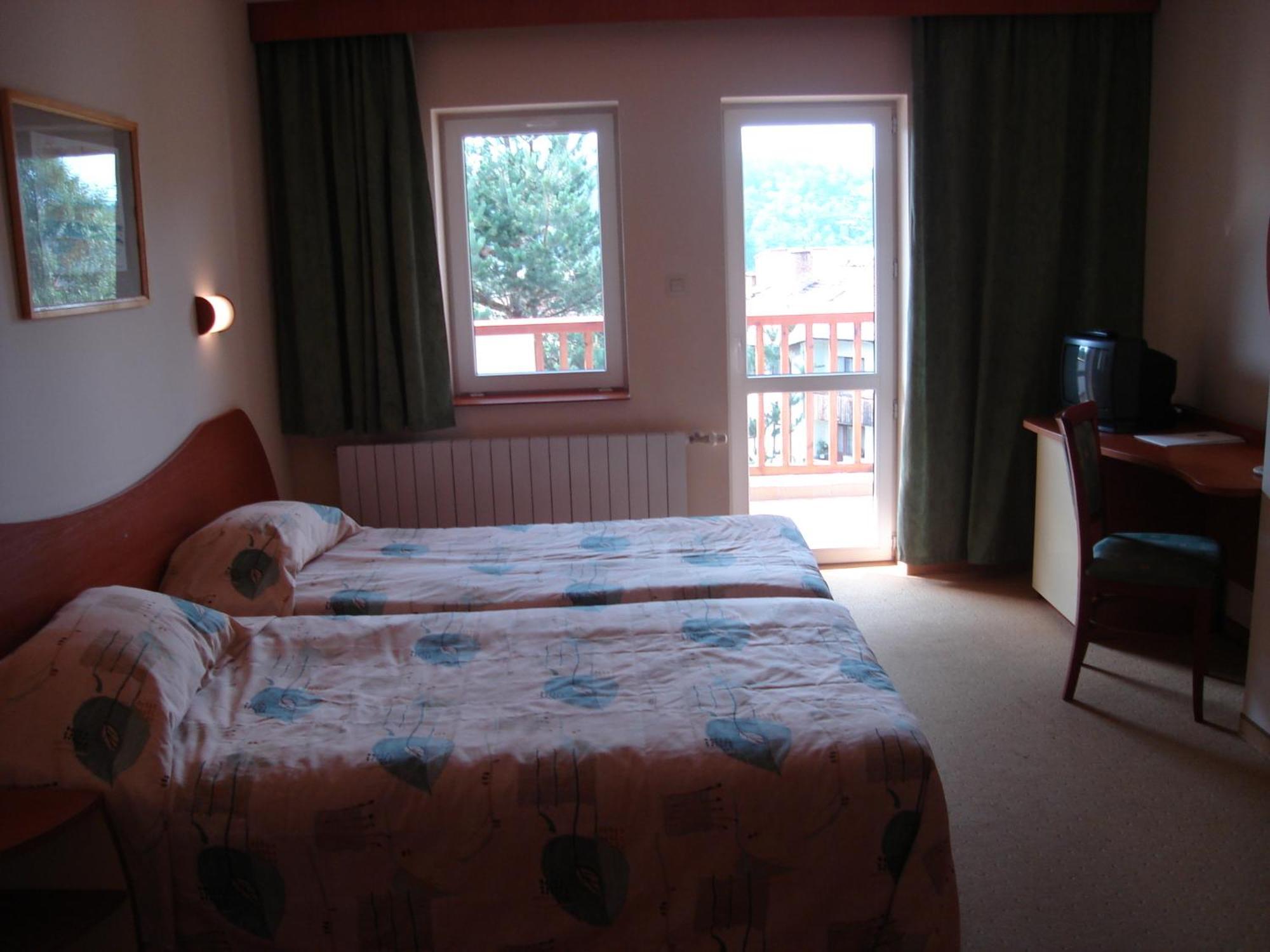 Hotel Seasons Трявна Екстер'єр фото